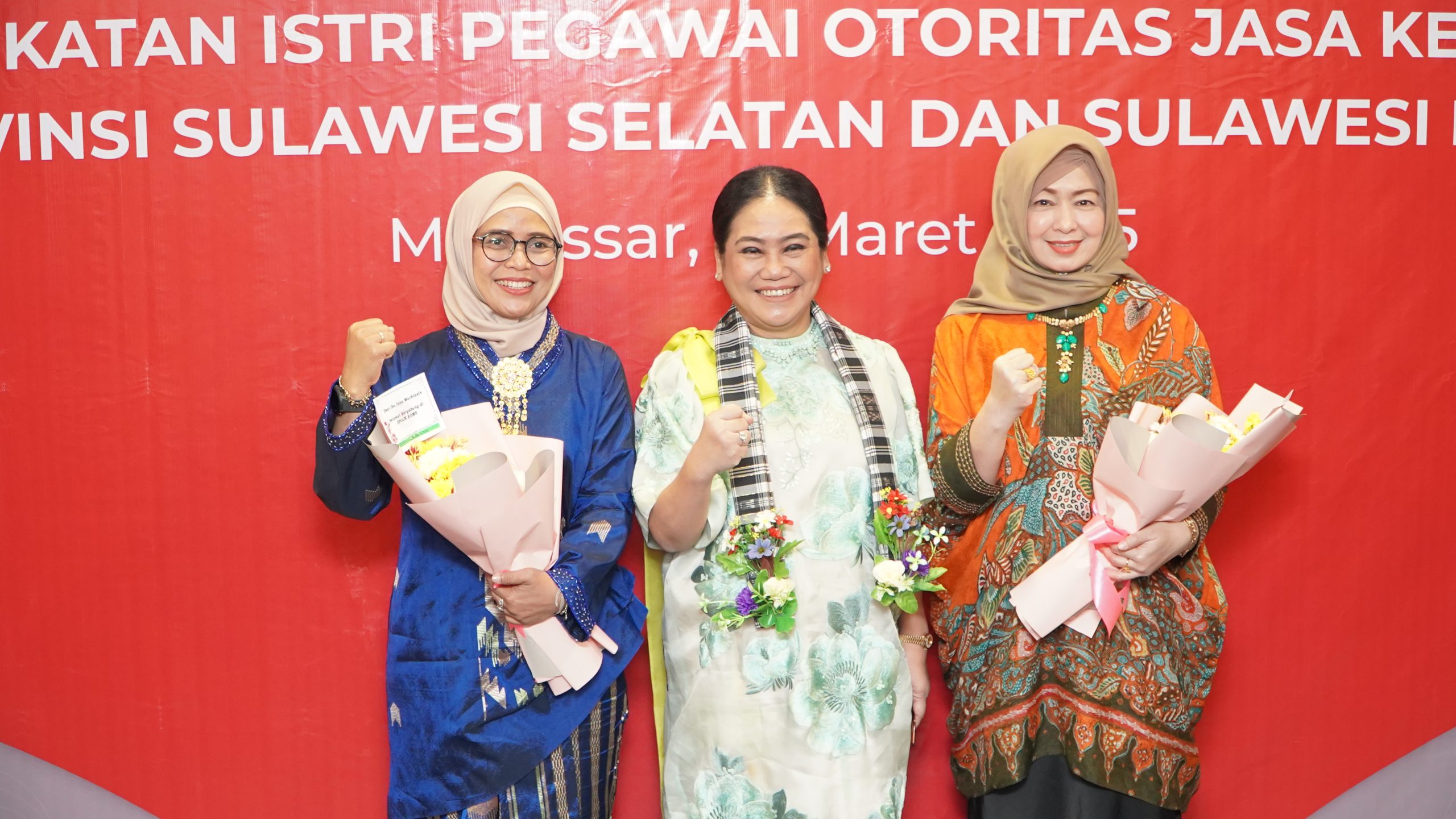 Foto bersama Ibu Arulita Mirza Adityaswara, Ibu Inna Muchlasin dan Ibu Inda Yulfianni Darwisman