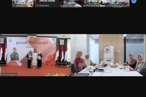 Hadiah kepada peserta offline dan online di daerah Hadiah kepada peserta offline dan online di daerah