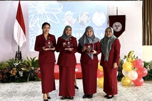 HUT OJK KOSB 5 HUT OJK KOSB 5